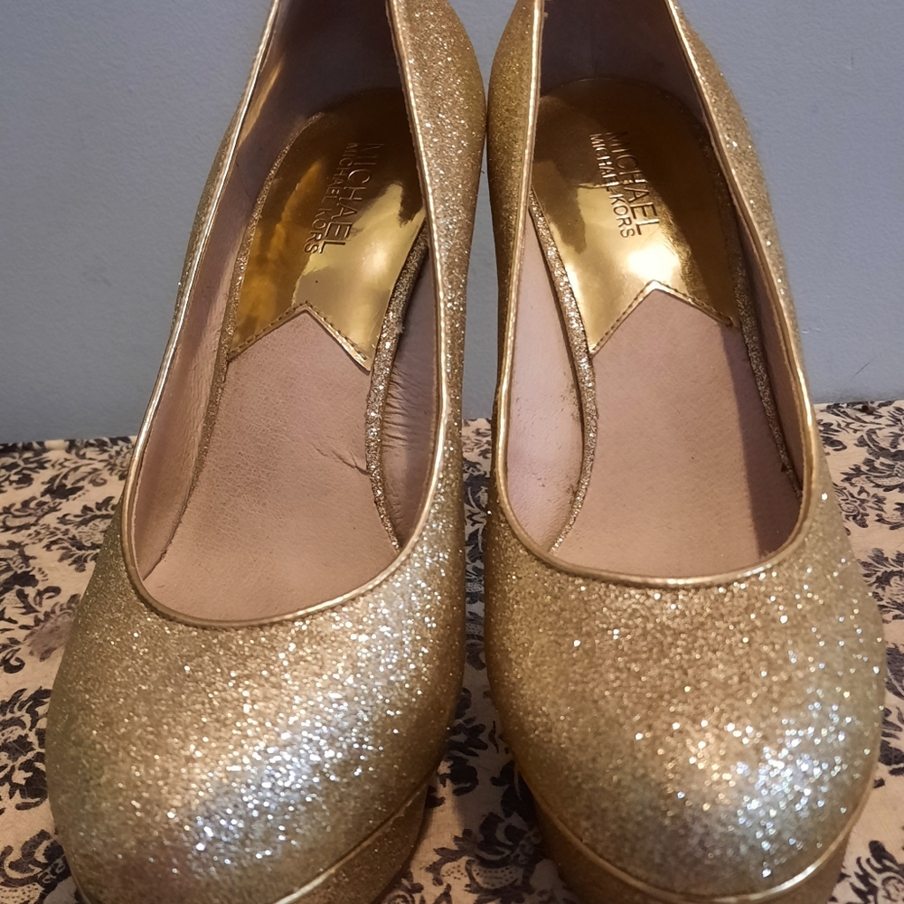 Micheal kors gold sparkle heels size 10